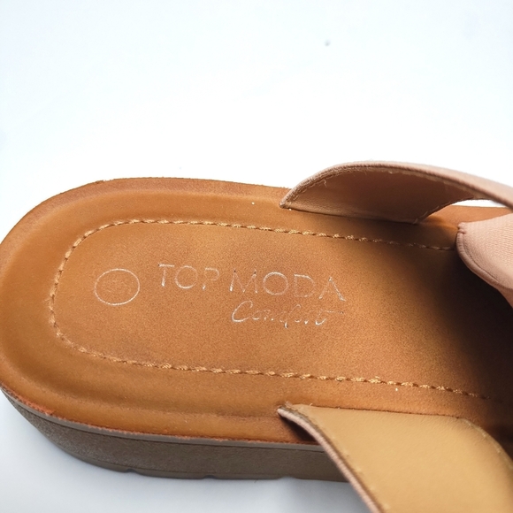 Chic Blush Sandals with Sparkling Strap - Picture 5 of 6